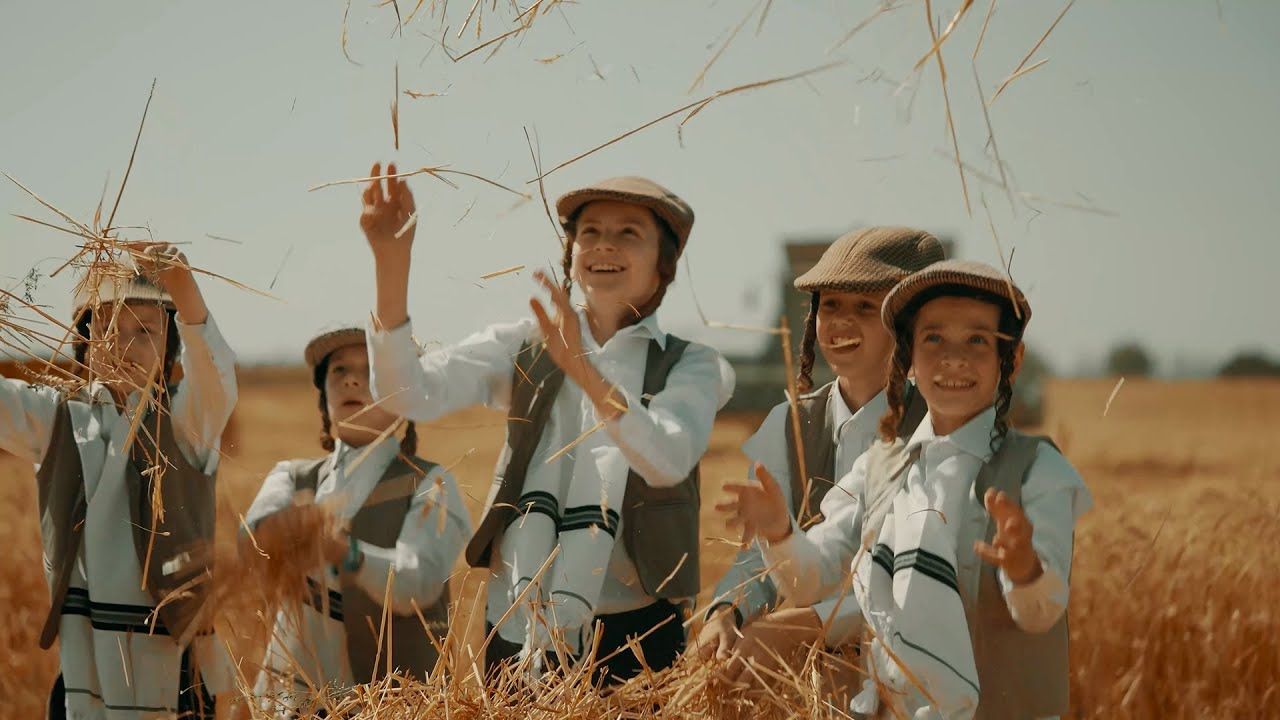בנצי קלצקין & מקהלת חסידימלעך - ברכת המזון